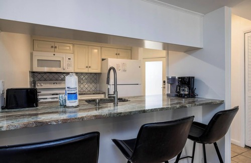 Saint Helena Island Villa | Steps to the Beach! Resort Access & Golf Cart Included! Dog Friendly
