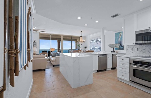 Pensacola Beach Condo | Steps to the Sand – 3BR Beachfront Fun w/Pools & Resort Amenities