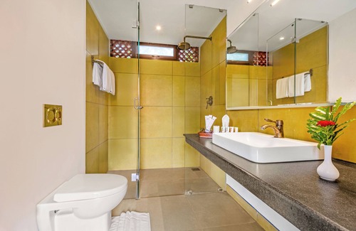 Kaniyambadi Hotel | Sterling Hibis Vellore