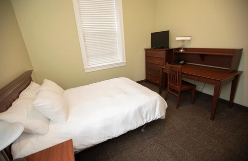 Antigonish Hotel | StFX University Summer Hotel