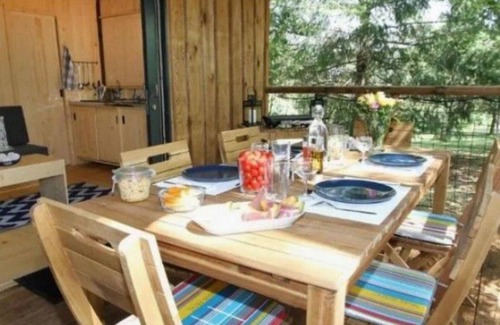 Moncrabeau Ski Chalet | Stilted chalet with terrace - 5 guests