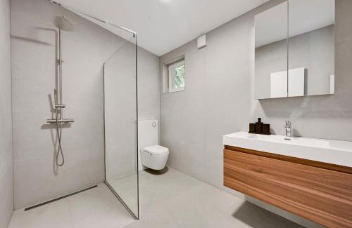 Burg an der Wupper Apartment | Stilvolle Apartments mit Kamin - Schlossblick und großer Terrasse 2-4 Zimmer 50-140qm - nahe A1 und Schloss Burg - Köln
