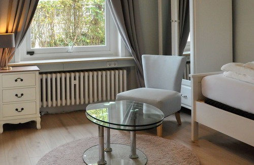 Neustadt in Holstein Cottage | Stilvolles Ferienhaus mit Garten & Meerblick