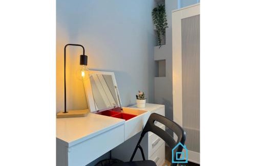 Siedlce House | Stitch Room 10 Min to Old Town Gdańsk,PKP & Shopping Mall