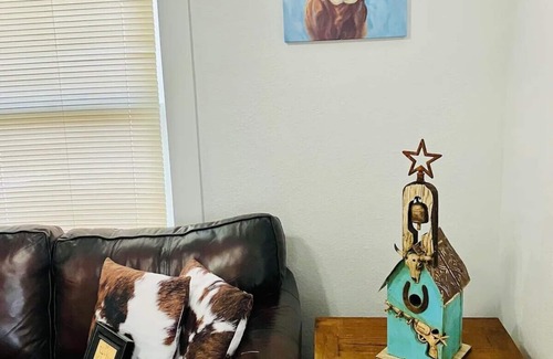 Fort Worth House | Stockyards Getaway