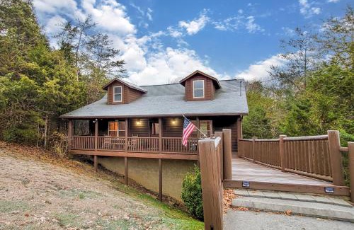 Sevierville House | Stone Bridge Retreat