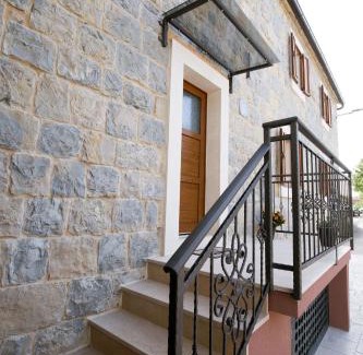 Tugare House | Stone house Oršulica