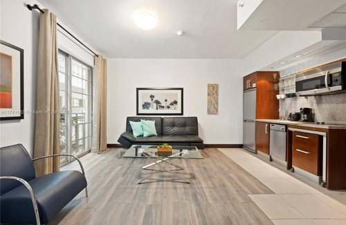 South Beach Apartment | Strand Ocean Drive Suites