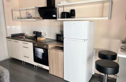 La Californie Apartment | Studio élégant avec balcon près de la plage à Nice