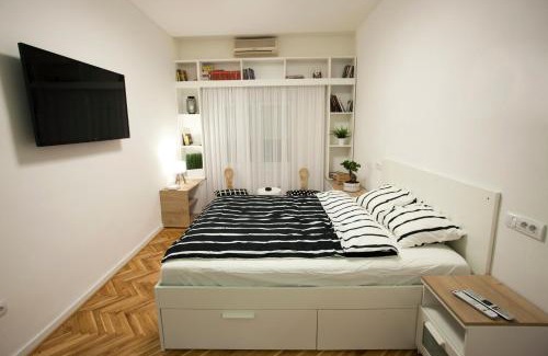 Kosancicev Venac Apartment | Studio 10