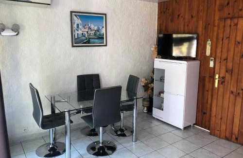 Argeles Plage Apartment | Studio 150m de la mer