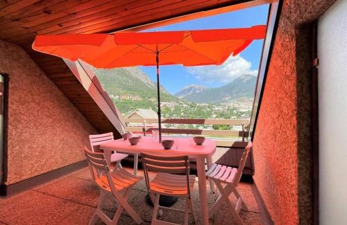 Briancon Apartment | Studio 2 étoiles pour 4 pers. avec balcon à Briançon - FR-1-330C-62