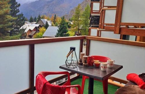 Les Deux Alpes Apartment | STUDIO 2 ALPES STYLE CHALET au PIED DE TELESIEGE DU DIABLE