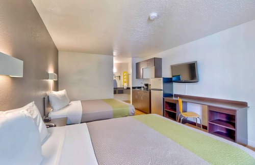 Gainesville Hotel | Studio 6 Gainesville, FL