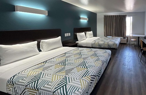 Hesperia Hotel | Studio 6 Suites Hesperia, CA – West Main Street – I-15