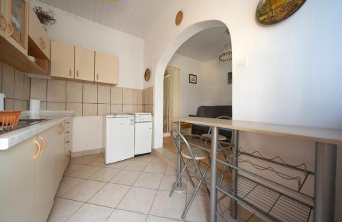 Gornji Karin Apartment | Studio Apartman Ema 2