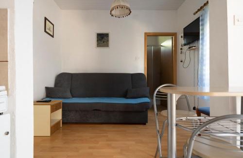 Gornji Karin Apartment | Studio Apartman Ema 2