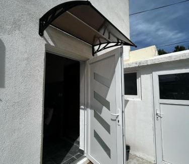 Kastel Stafilic House | Studio Apartman/sobe V&G