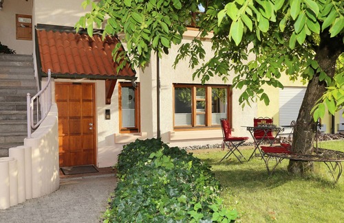 Oberharmersbach Apartment | Studio Apartment "Schwarzwaldstüble" with Shared Terrace, Shared Garden & Wi-Fi