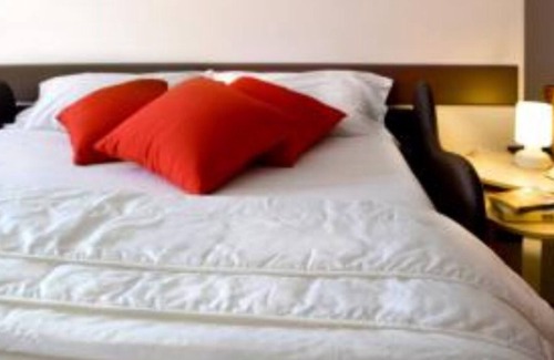 Cremeno Apartment | Studio apartment 26 - 5 mins to ski area and mountains treks