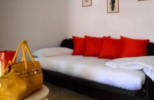 Cremeno Apartment | Studio apartment 26 - 5 mins to ski area and mountains treks