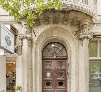 Szentimrevaros Apartment | Studio Apartment in heart of Bartok Bela Boulevard
