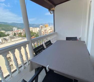 Babin do Apartment | Studio apartment in the city center, Budva