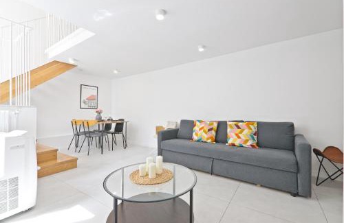 7th Arrondissement Apartment | Studio Apartment Near Eiffel Tower with NetFlix