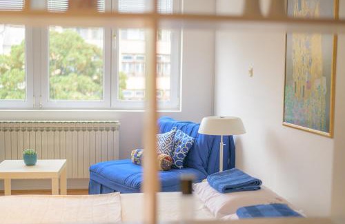 Old Town Apartment | STUDIO APARTMENT SiLVER