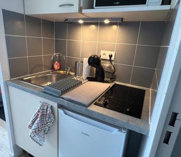 Avignon Apartment | Studio Appart'hôtel gare TGV avec place privée
