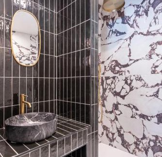 Villette Gare Apartment | Studio Art Déco Escapade Élégante et Raffinée