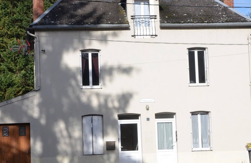 Chambon-sur-Voueize Apartment | Studio "Au Bord de L'eau" Pour 3 Personnes, à L'orée D'un Village Authentique