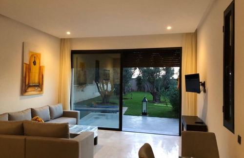 El Aggada Apartment | Studio avec Piscine Privée