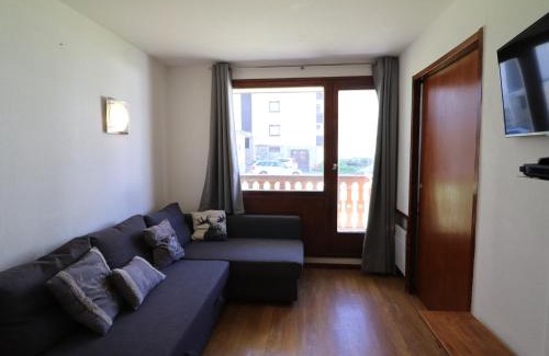 Val Claret Apartment | Studio cabine 4 pers·Pied des Pistes·Balcon - FR-1-502-580
