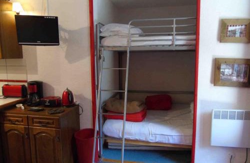 Valfrejus Apartment | Studio cabine près télécabine, wifi, parking, 4 pers - FR-1-561-68