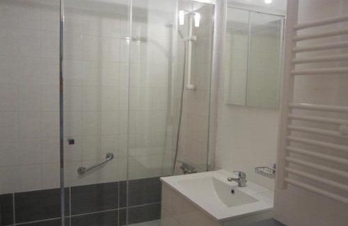 Villard-de-Lans Apartment | Studio cabine rénové, 100m du centre du village, Villard-de-Lans - FR-1-689-22