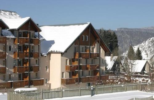 Villard-de-Lans Apartment | Studio cabine rénové, 100m du centre du village, Villard-de-Lans - FR-1-689-22
