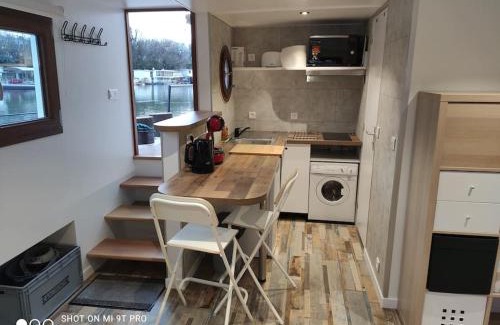 Puteaux Apartment | Studio cadre idéal