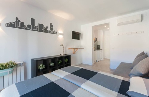 Embajadores Apartment | ***Studio Centre-La Latina-Sol-WiFi, A/C***
