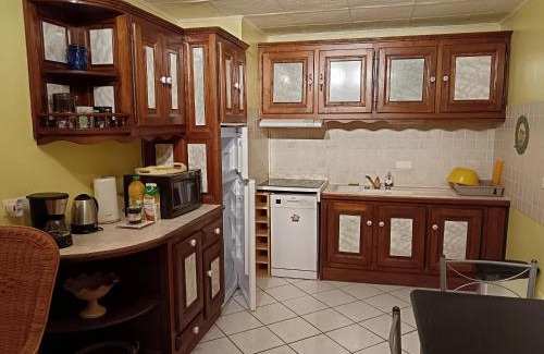 Sarlat-la-Caneda Apartment | Studio charmant à Sarlat-la-Canéda avec terrasse