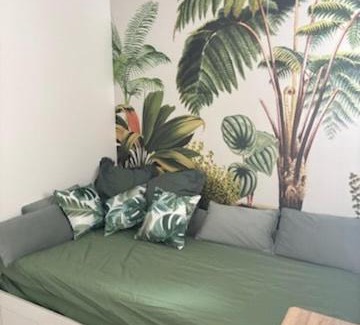 Castelnaudary Apartment | Studio CLIMATISÉ au cœur de la ville, gare à pied, café offert