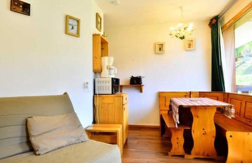 Bellentre Apartment | Studio cosy à Montchavin Les Coches, pied des pistes, balcon, parking gratuit - FR-1-329-2