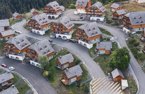 Pra Loup Apartment | Studio cosy avec balcon à Pra Loup 1500 - Résidence Les Chalets de Praroustan - FR-1-504-263