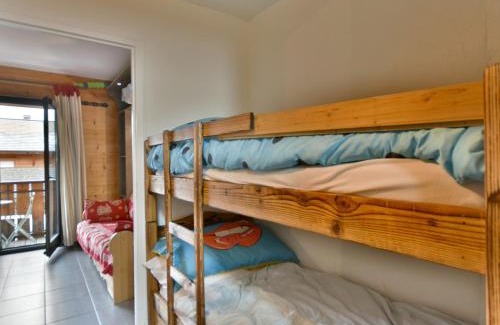 Les Gets Apartment | Studio cosy centre-village avec balcon, parking, cuisine équipée - FR-1-685-50