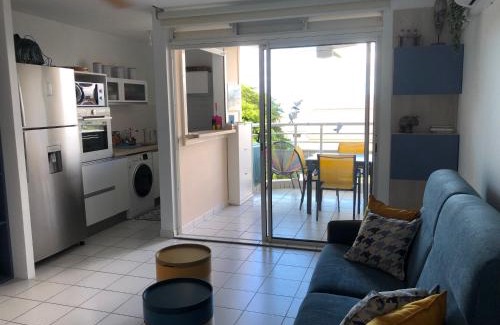 Trois-Ilets Apartment | Studio de charme VUE MER 2 personnes ENTIEREMENT RENOVÉ