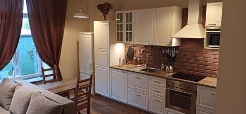Kaunas Apartment | Studio flat in a historical XIX c. building.