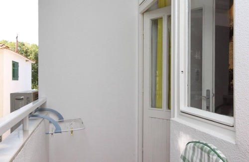 Drvenik Apartment | Studio flat near beach Drvenik Donja vala, Makarska (AS-6658-b)