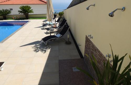 Santa Maria Maior Apartment | Studio Flat with Pool
