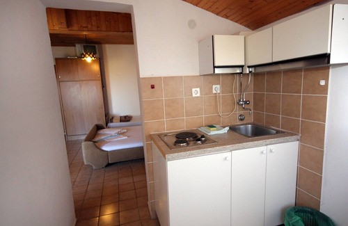 Suha Punta Apartment | Studio flat with terrace and sea view Suha Punta, Rab (AS-5050-b)