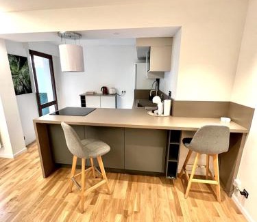 Prado - Republique Apartment | Studio La Baronne